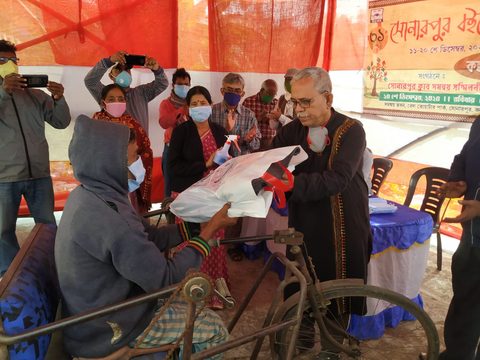 Distributing relief