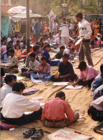 Sit-and-draw competition